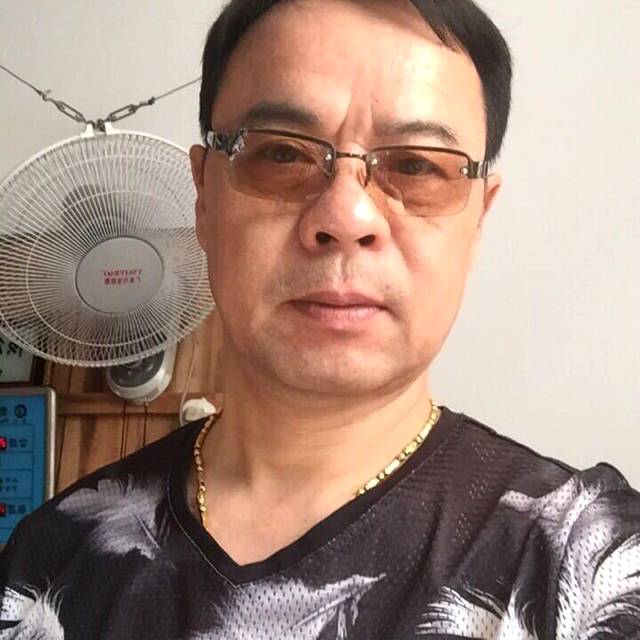 发嗲化羽195的照片