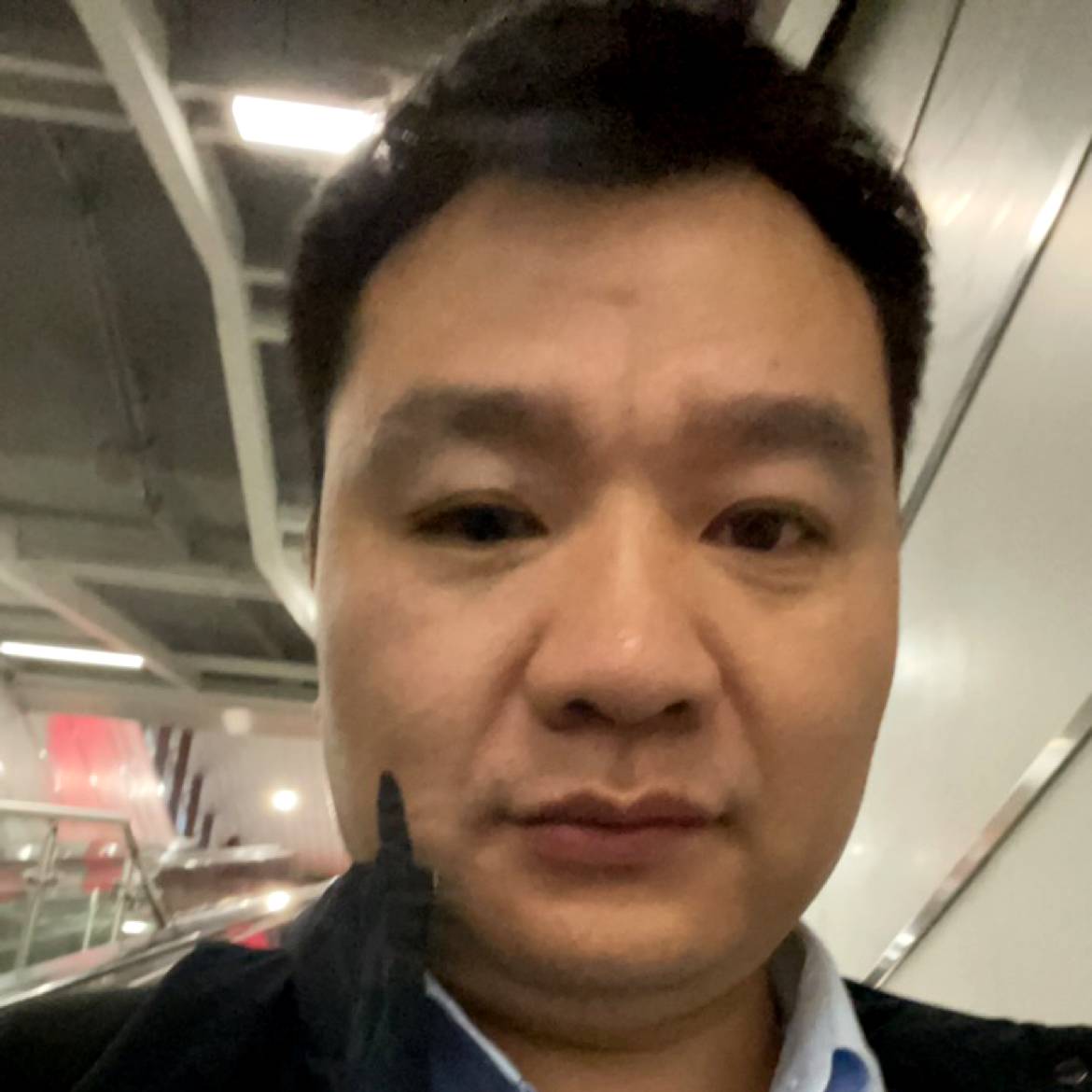 随风飘动而去的照片