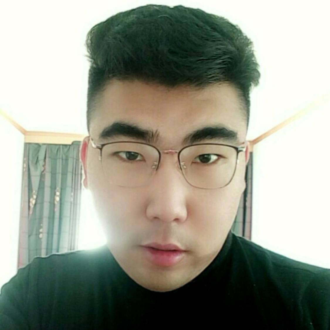 灬男的照片