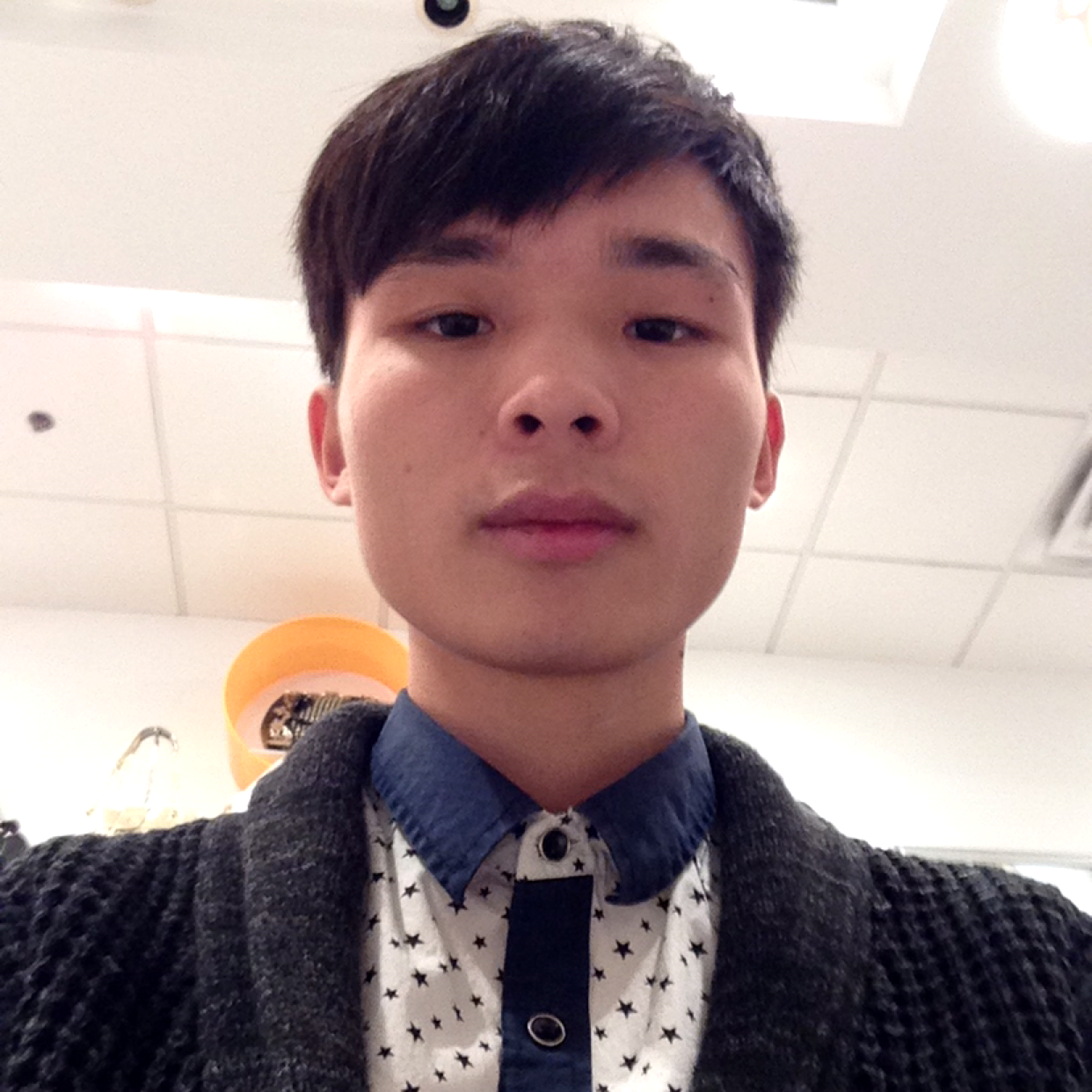 花生等待落拓的照片