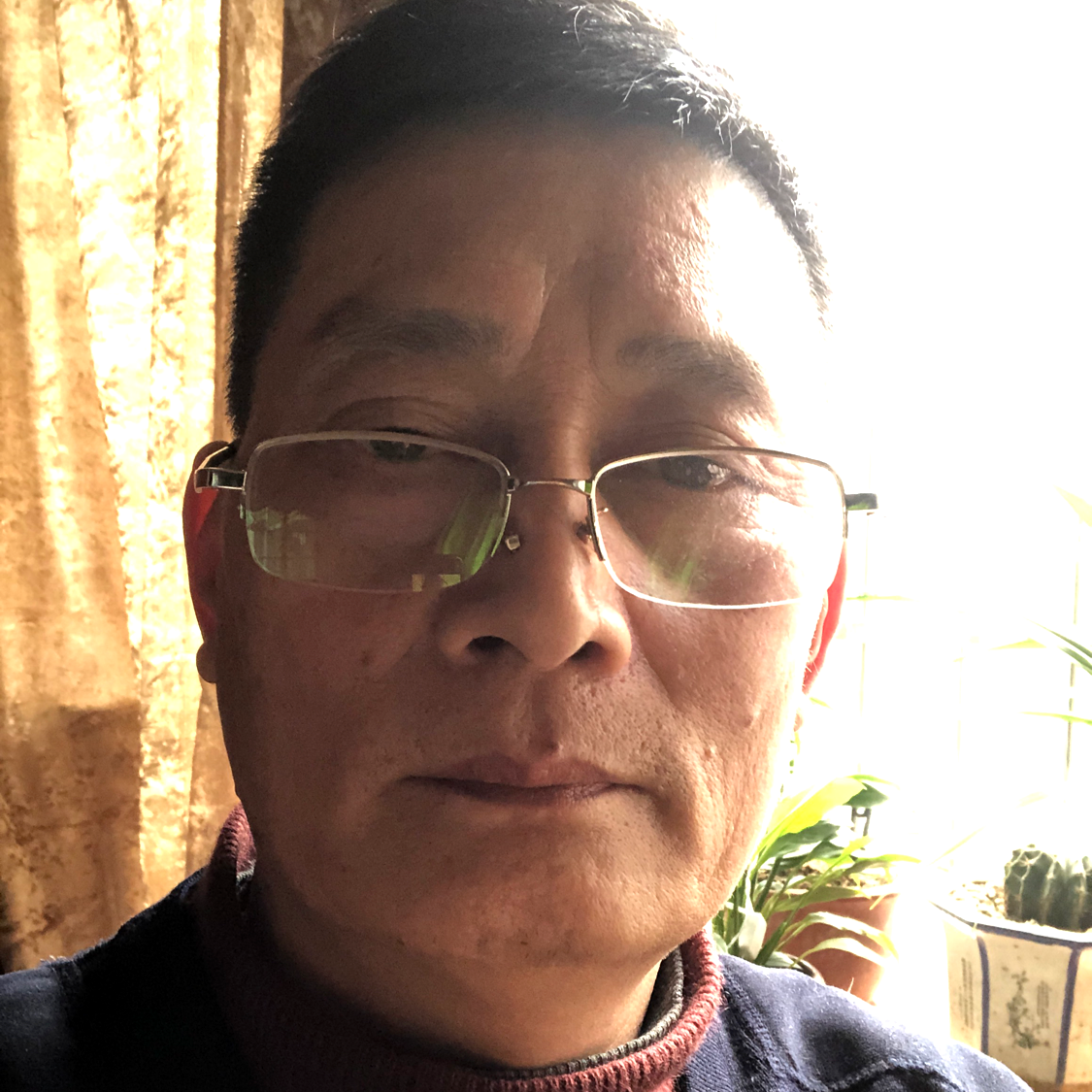 板凳爱恋糟糕的照片