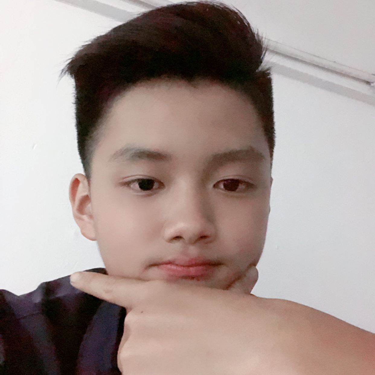 着急挽手萝莉的照片