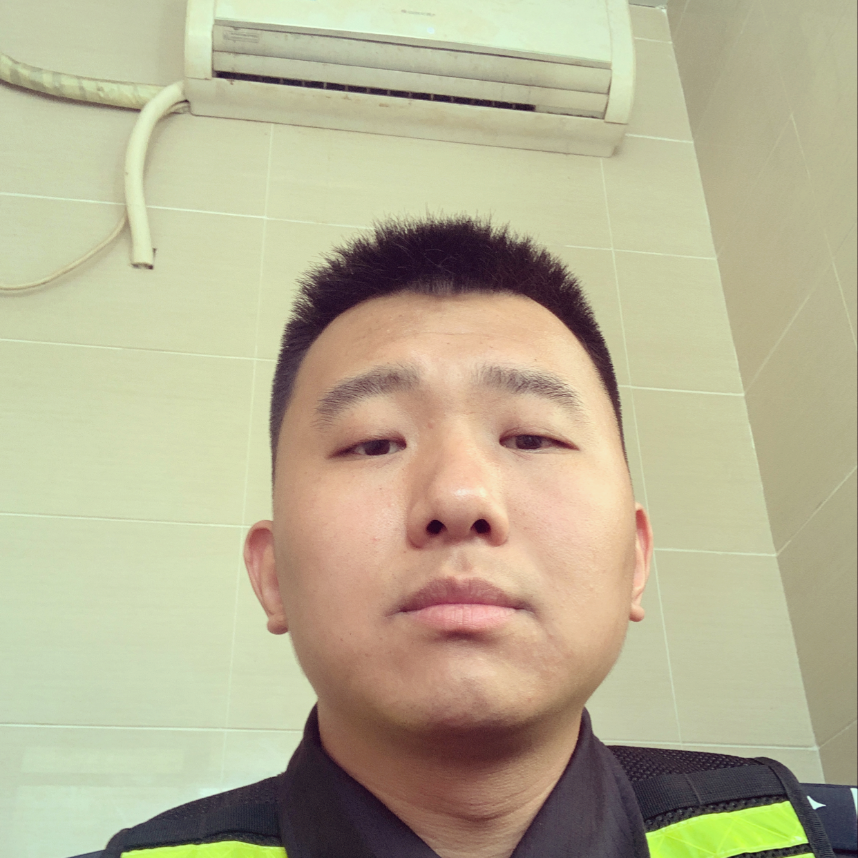 情系半生心随乳动的照片