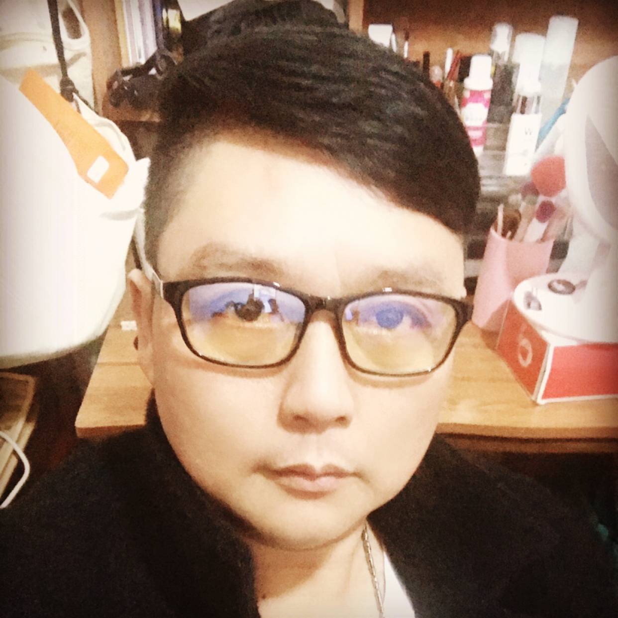 孤心漫步暧昧的照片