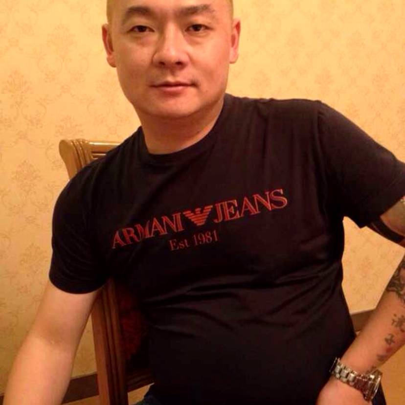 爱情那秀丽的照片