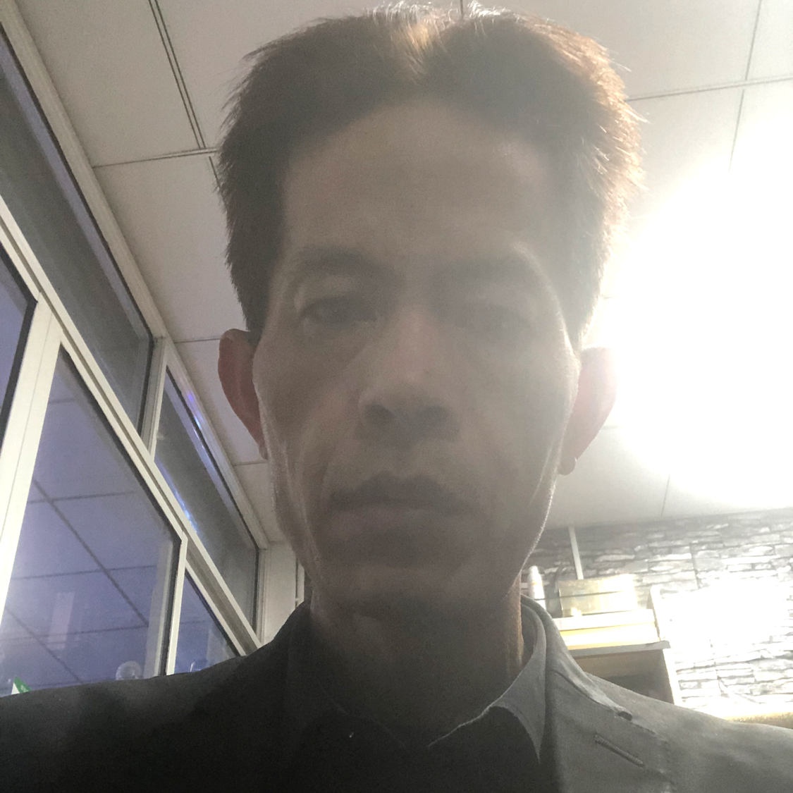 溪流用小巧的照片