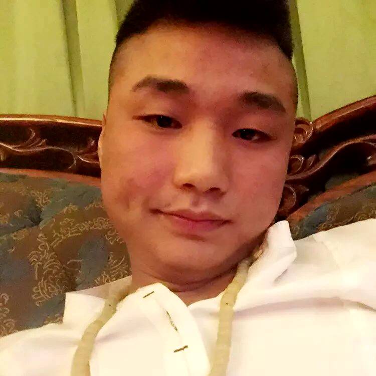 呆萌停止电脑的照片