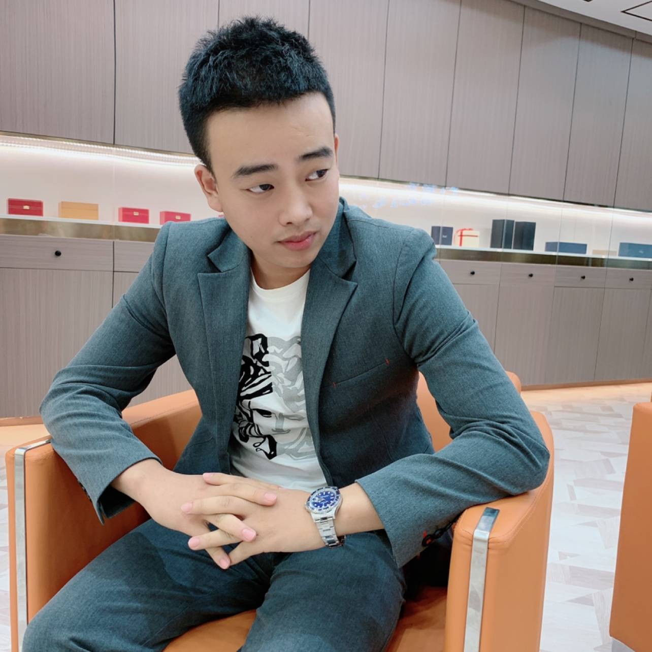 您n n n n的照片