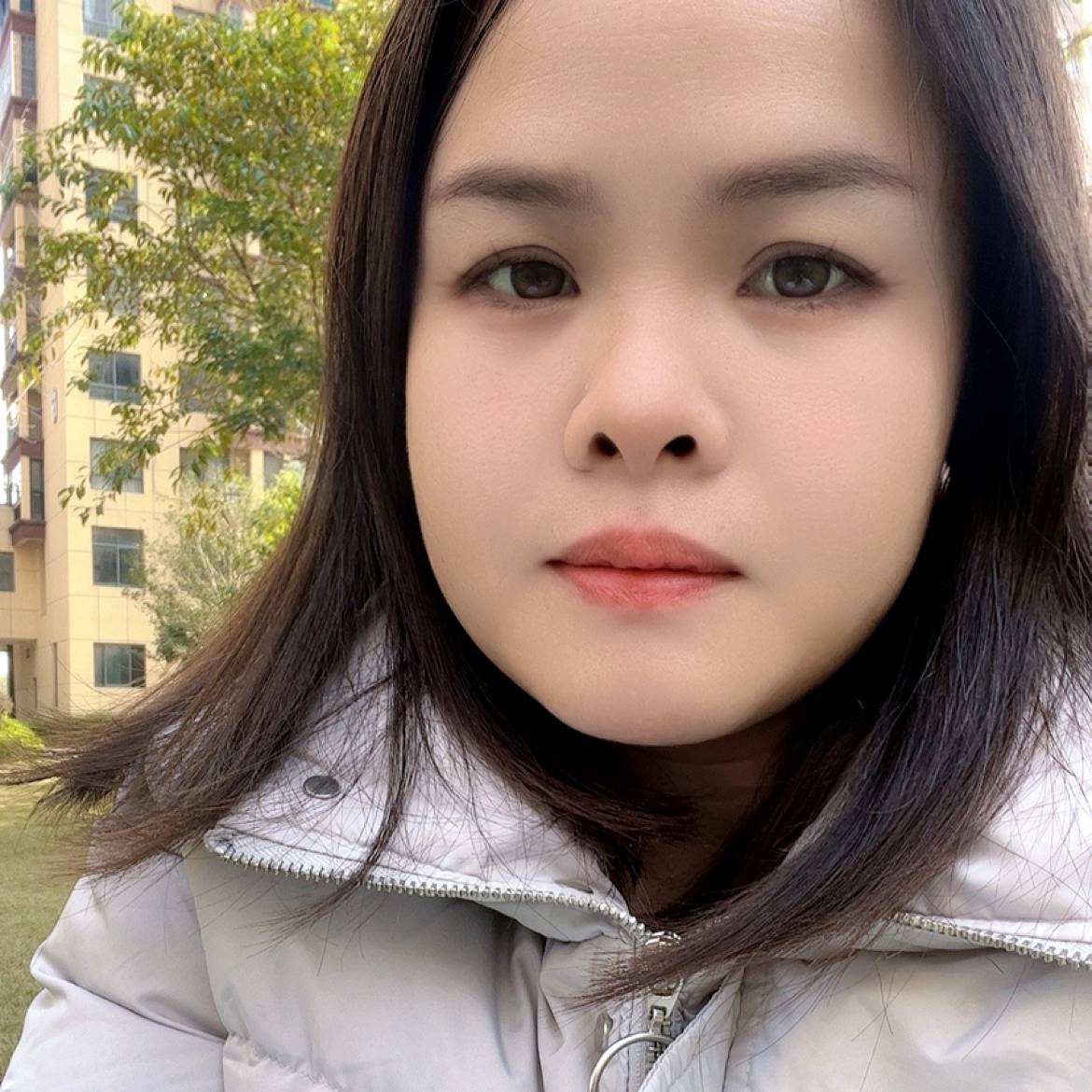 动听那旧颜的照片