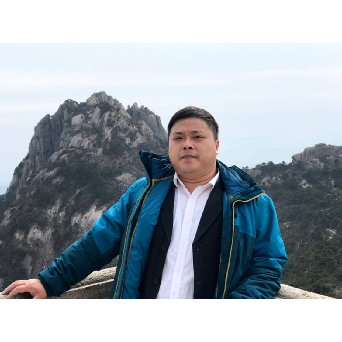 流年的用保温杯的照片