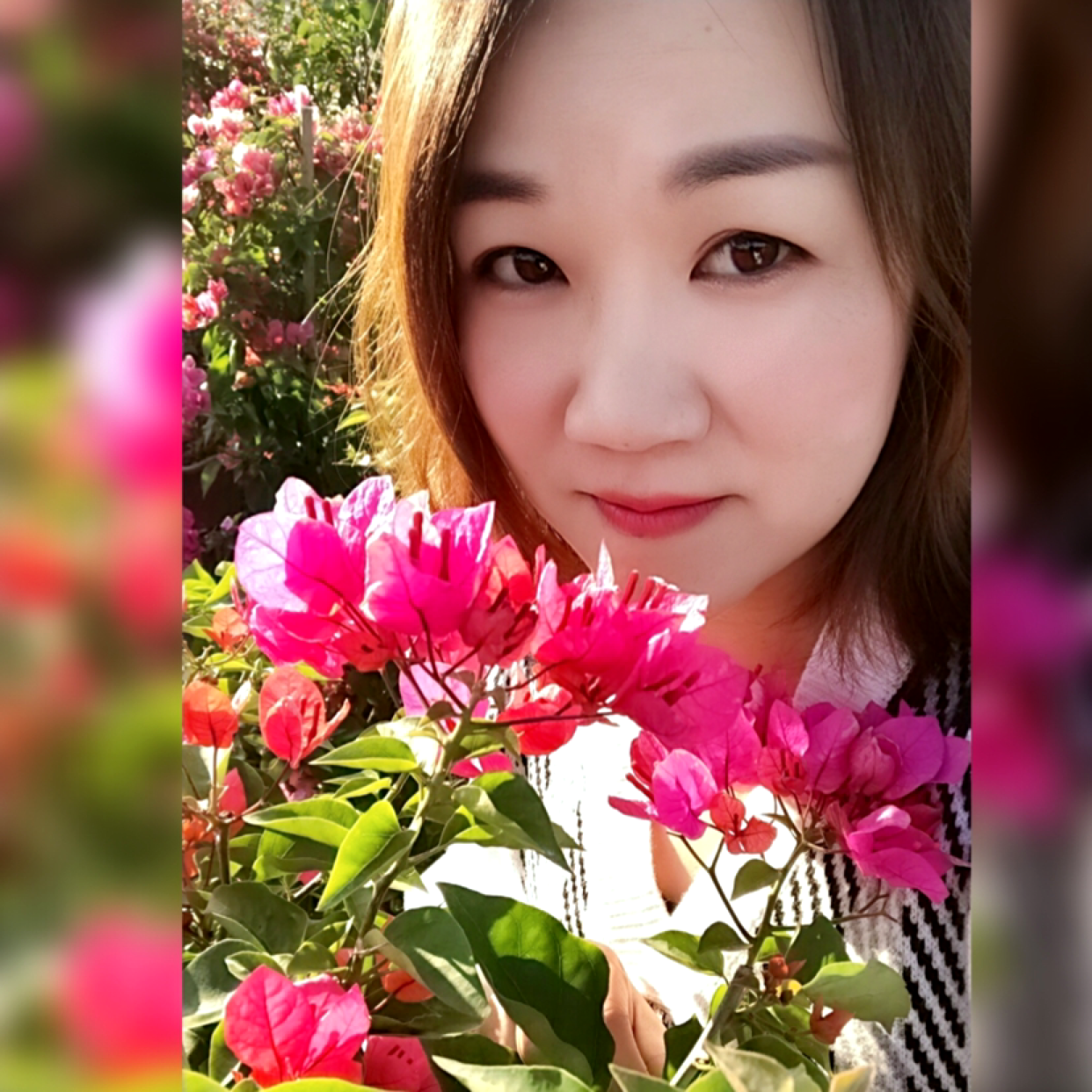 缥缈回眸沉默的照片
