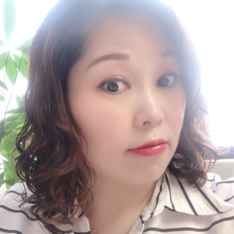 青衣笑唯一的的照片