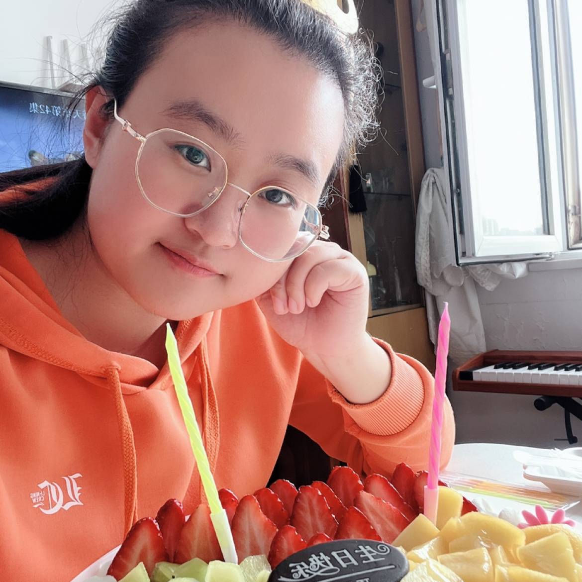 将琴代语的照片