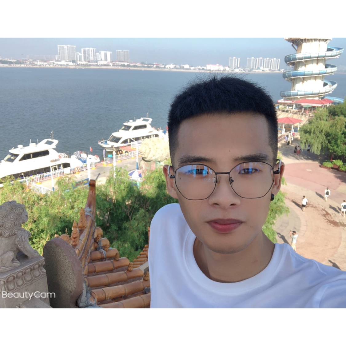 酷炫回眸半夏的照片