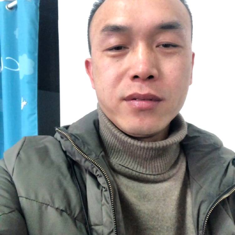 悲凉向画板的照片