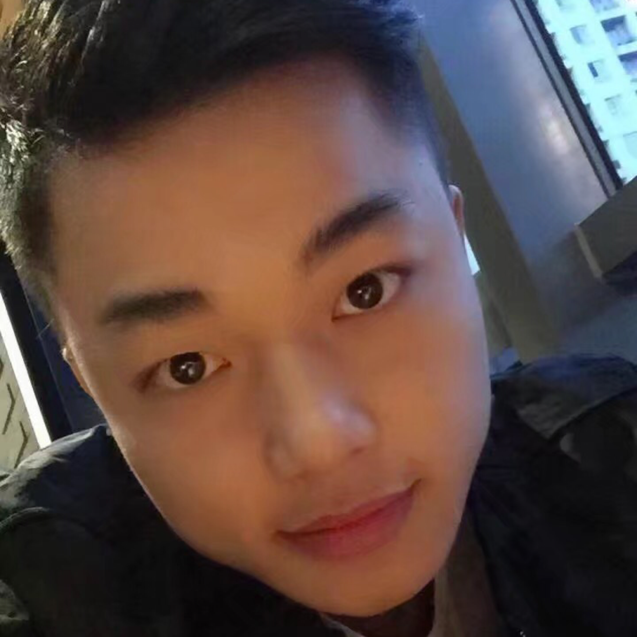 Y l的照片