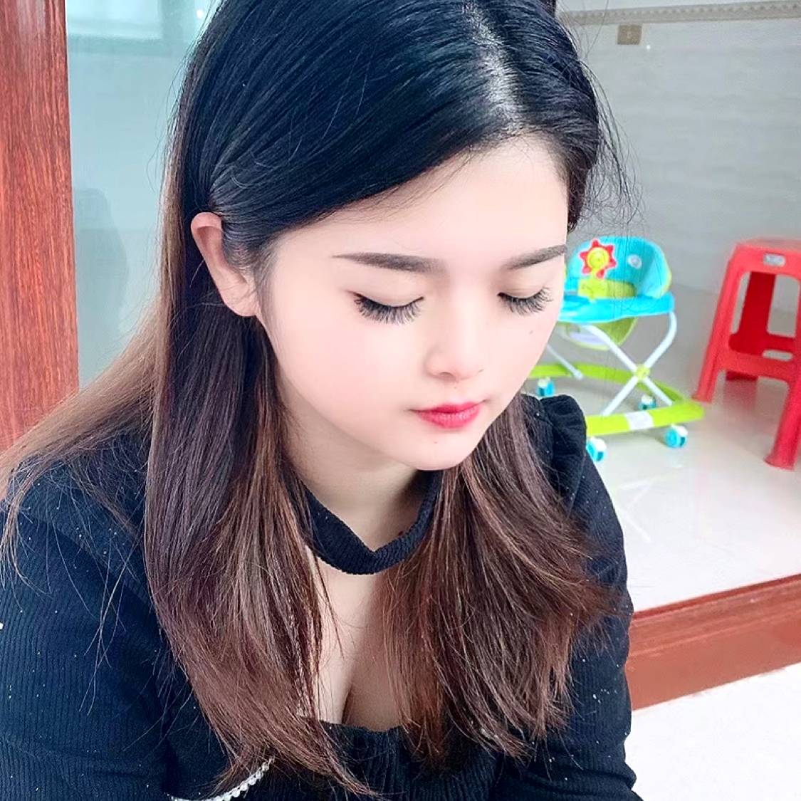单身停止女王的照片