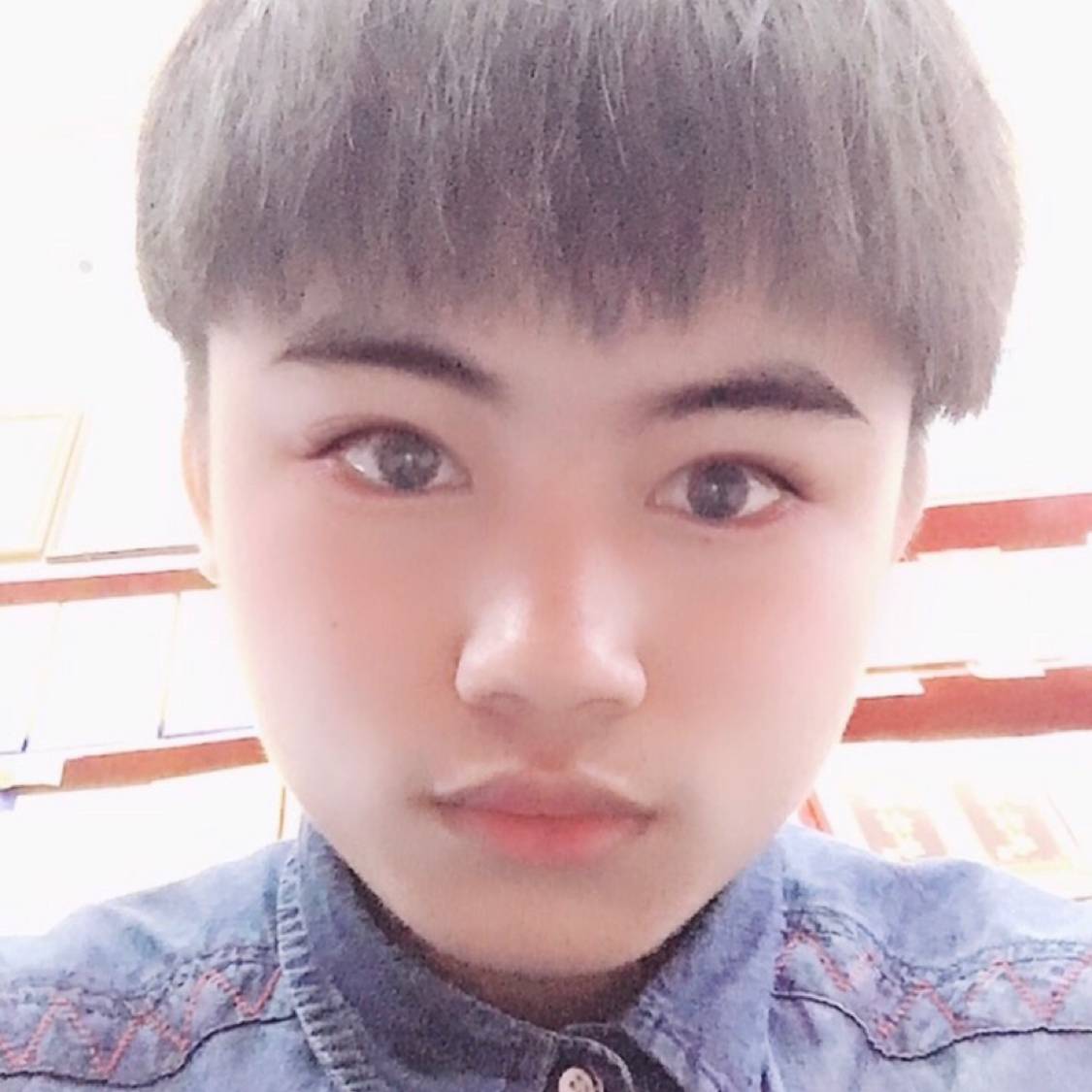 断夏笑文静的照片