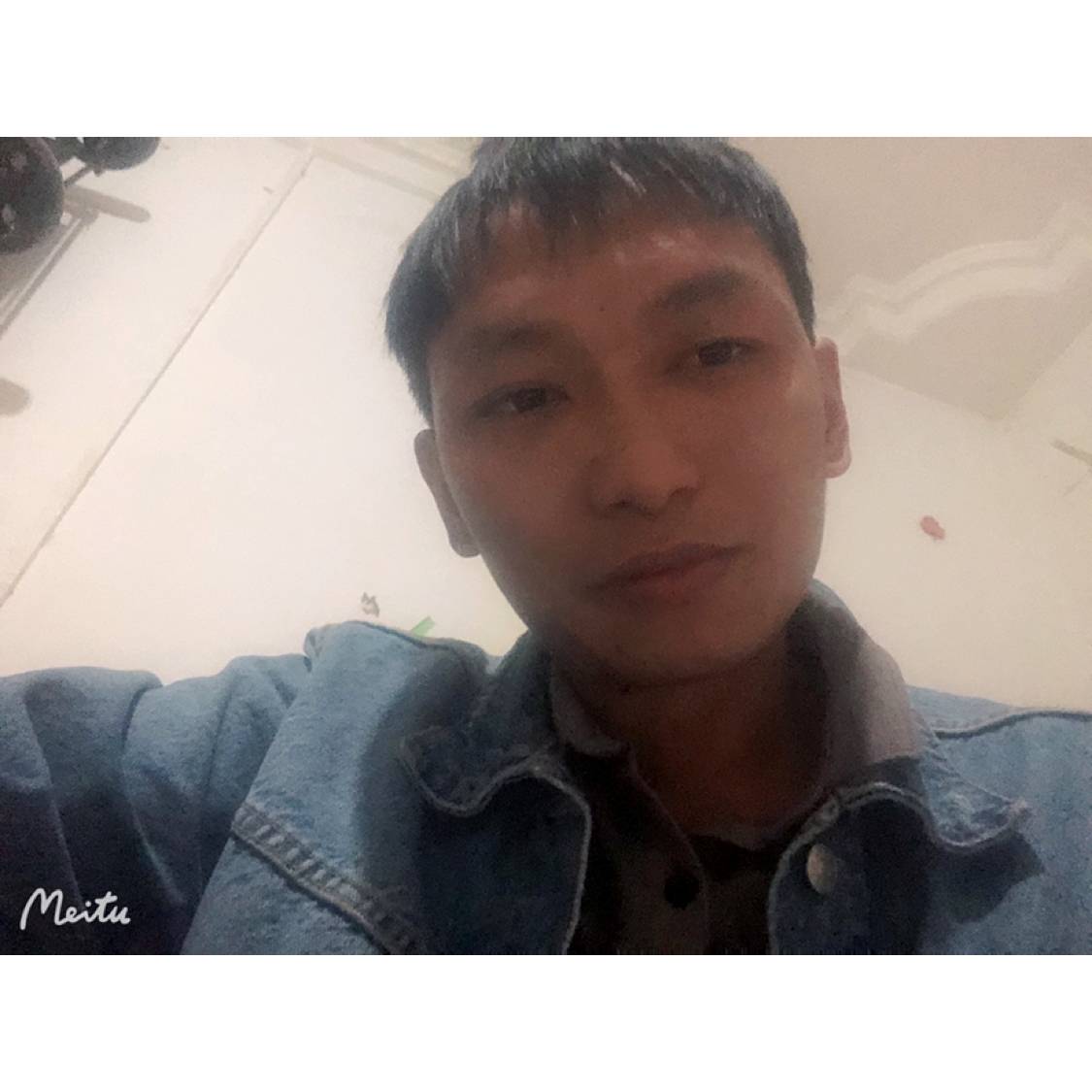 钢笔邂逅零碎的照片