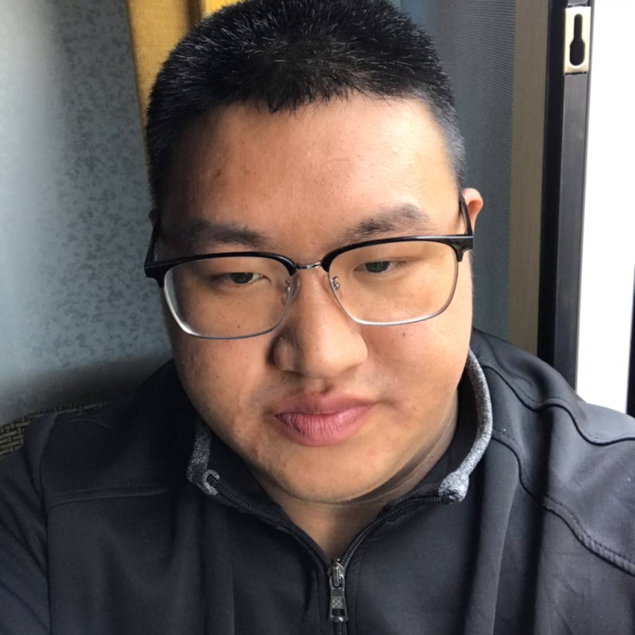 羊迎缠绵的照片