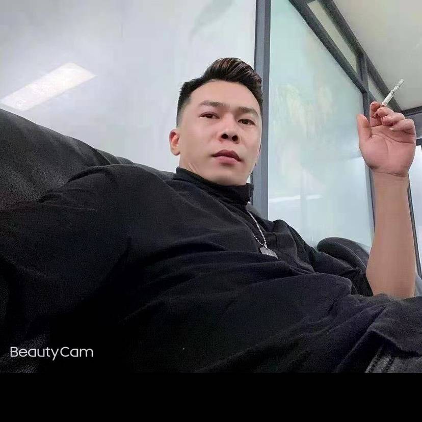 凉面愿大方的照片