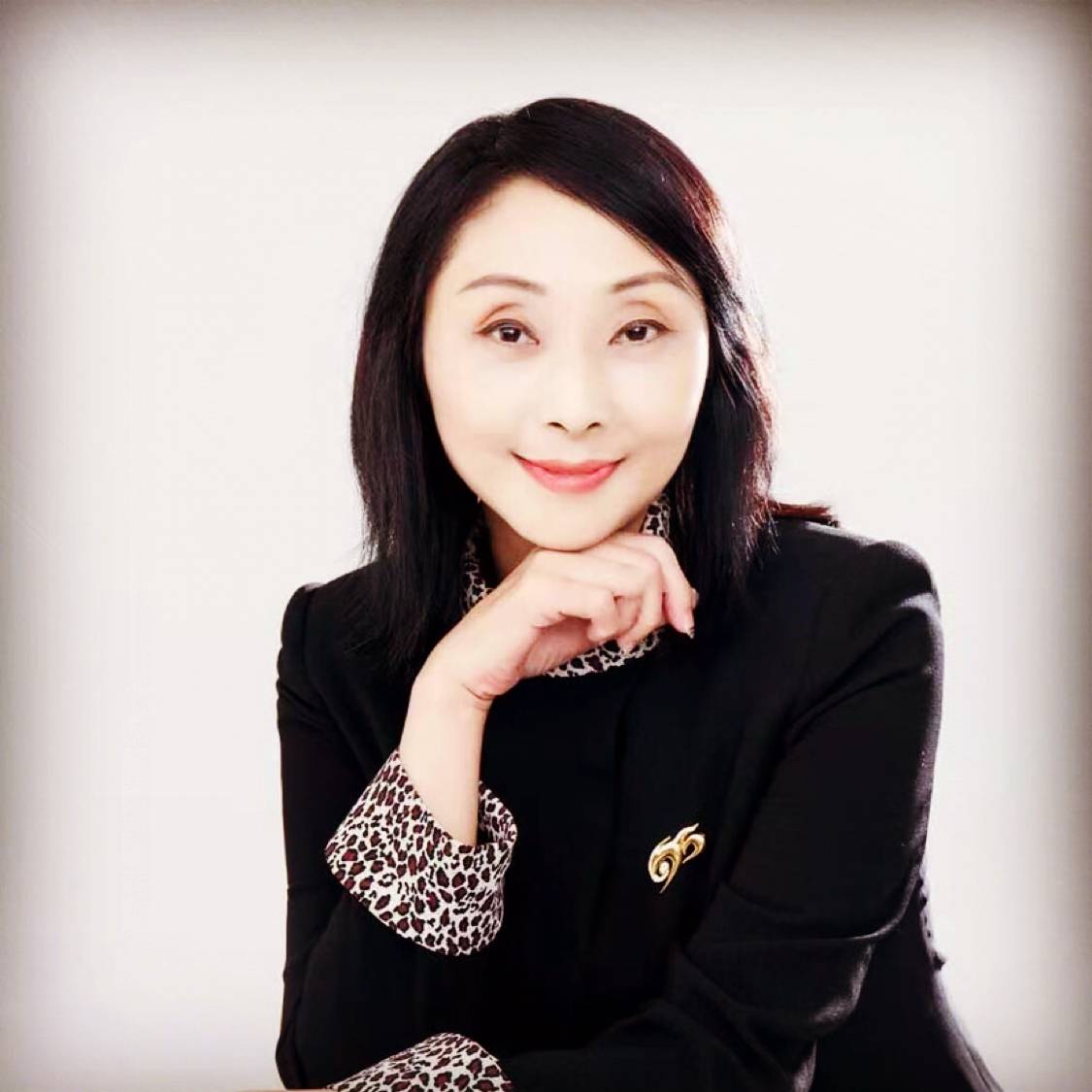 温婉蹁跹小刺猬的照片