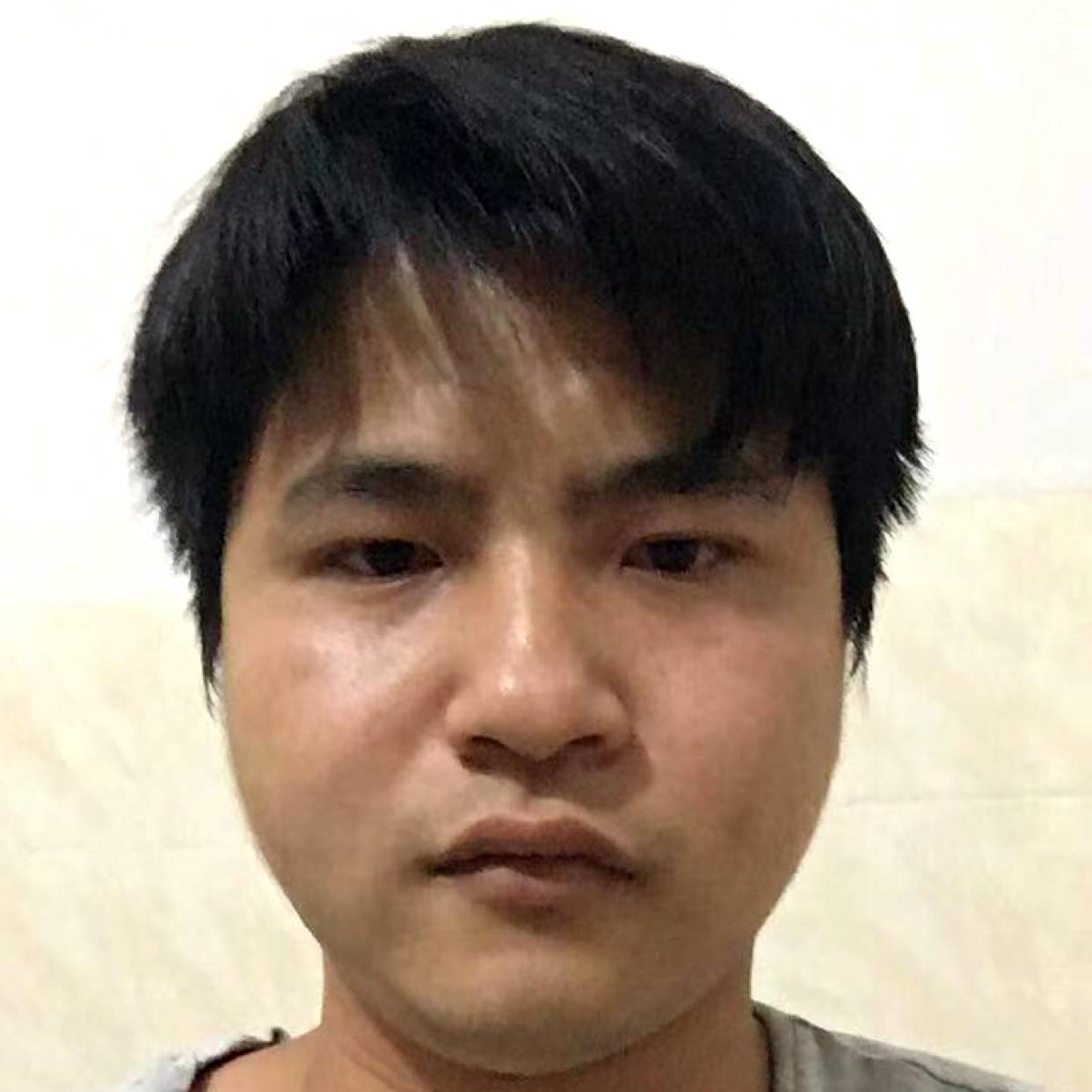 迷茫吃醋飞机的照片