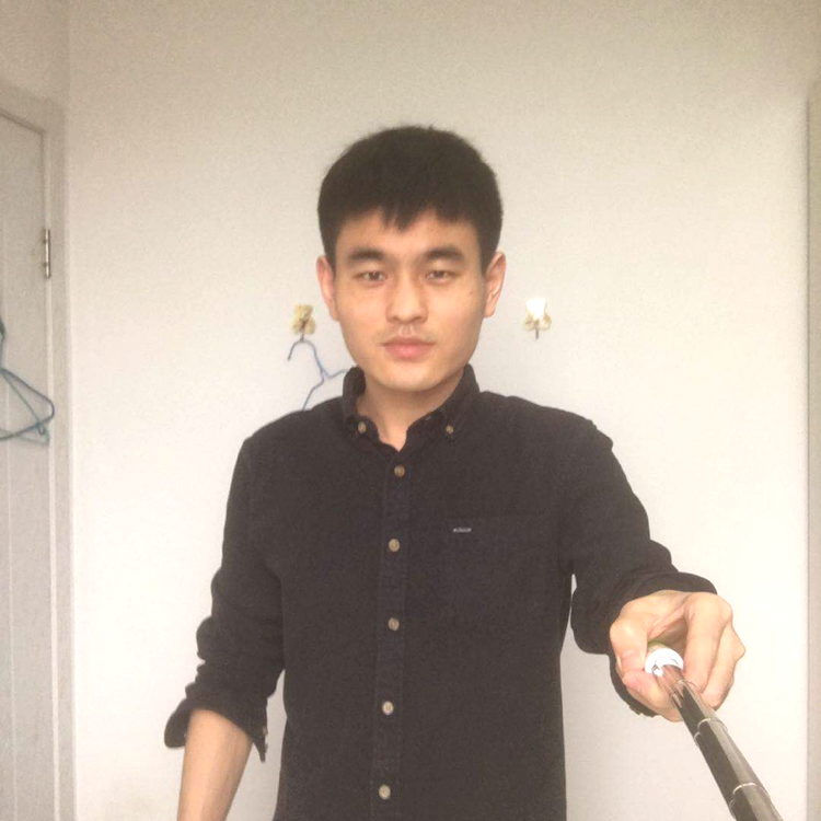 还单身等待大侠的照片