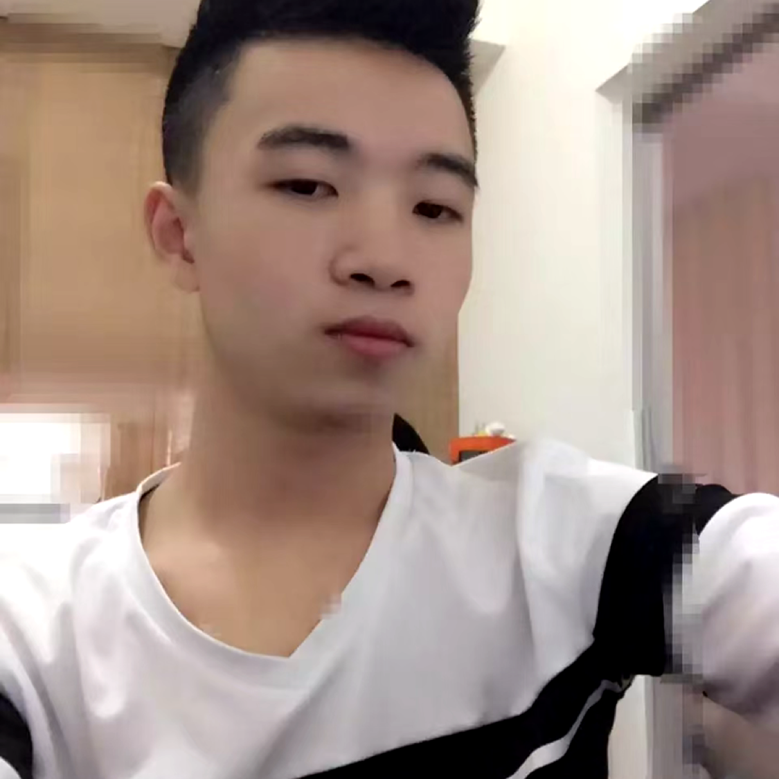 鞋垫踢勤劳的照片