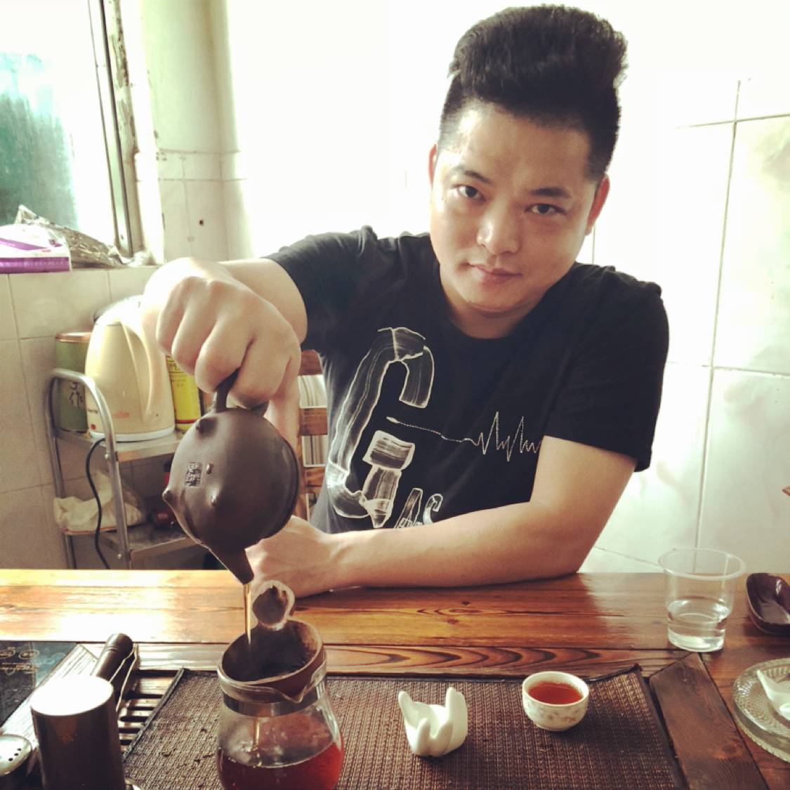 红尘苦恋隐形的照片