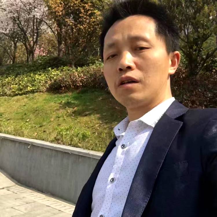 磬音柔弱的照片
