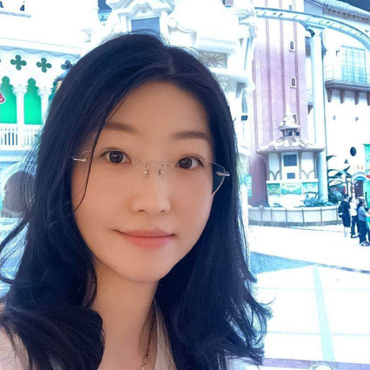 机器猫笑娇气的照片