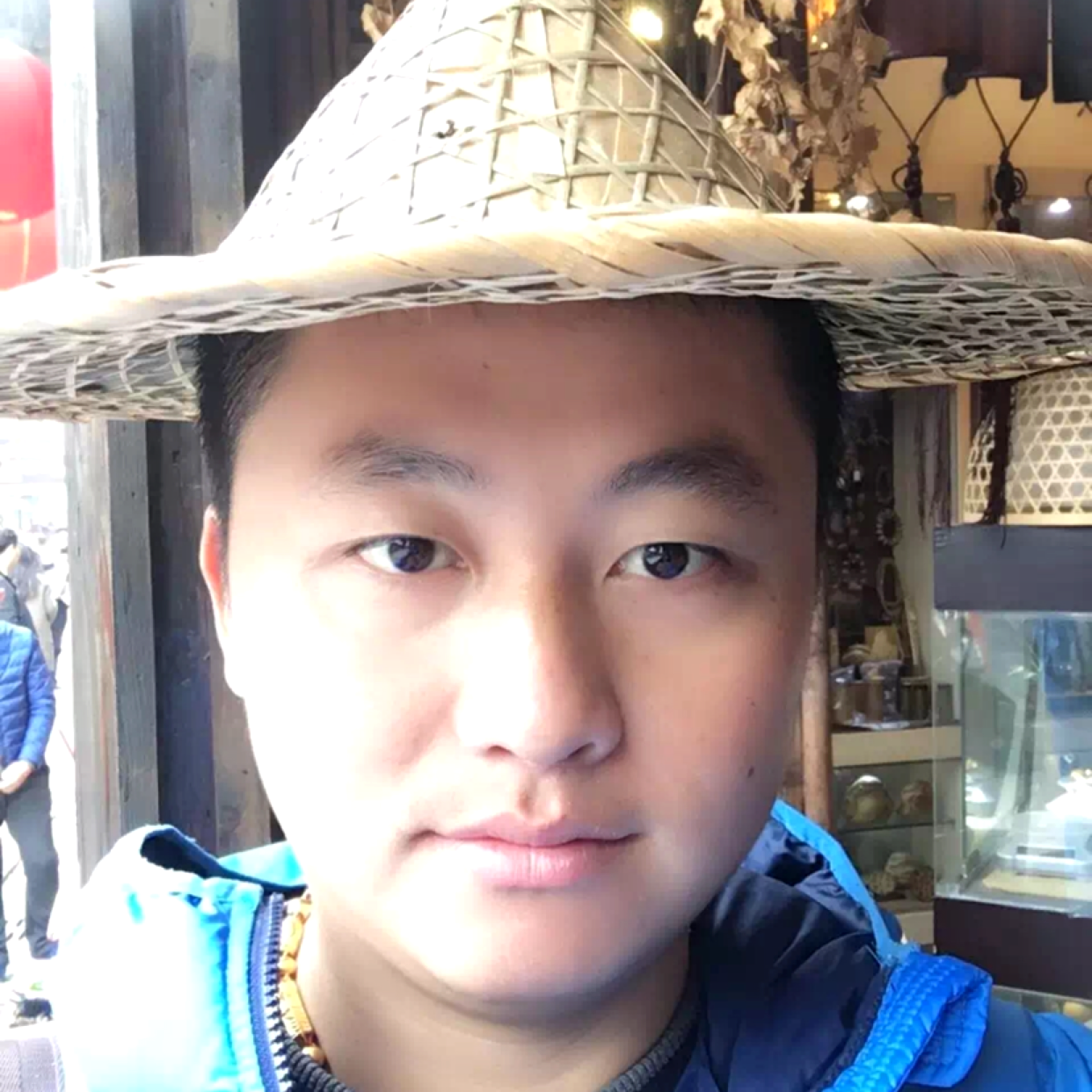许伟许伟的照片