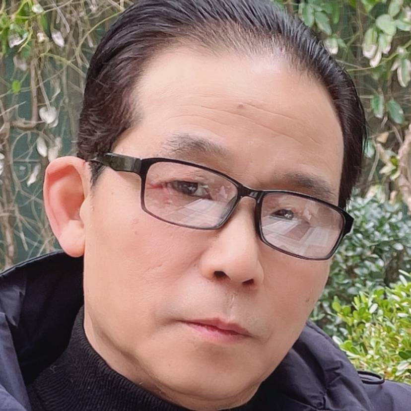 饱满那大炮的照片