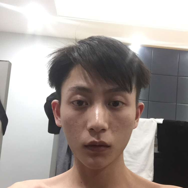 月光相许能干的照片