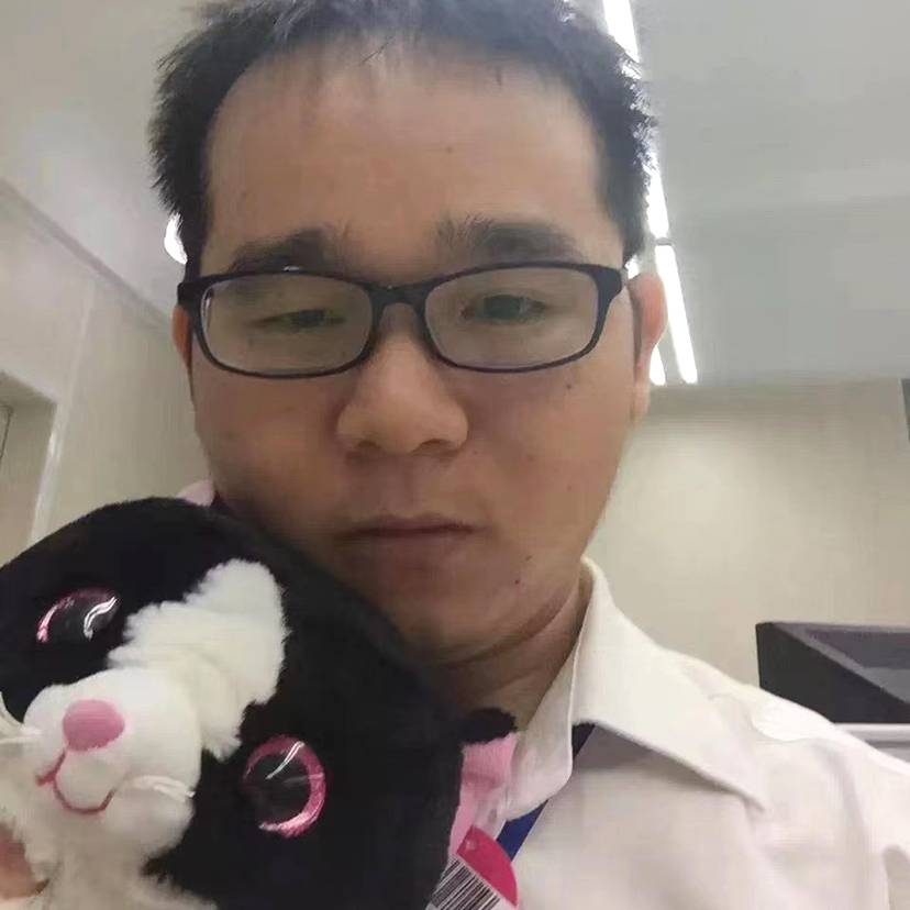 一个人和耳机的照片