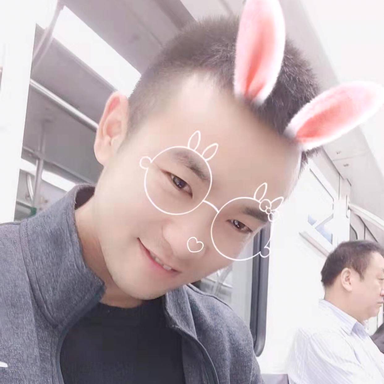 野狼就爱听歌的照片