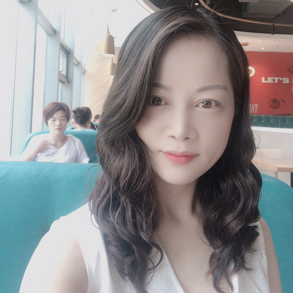 草莓与魔幻的照片