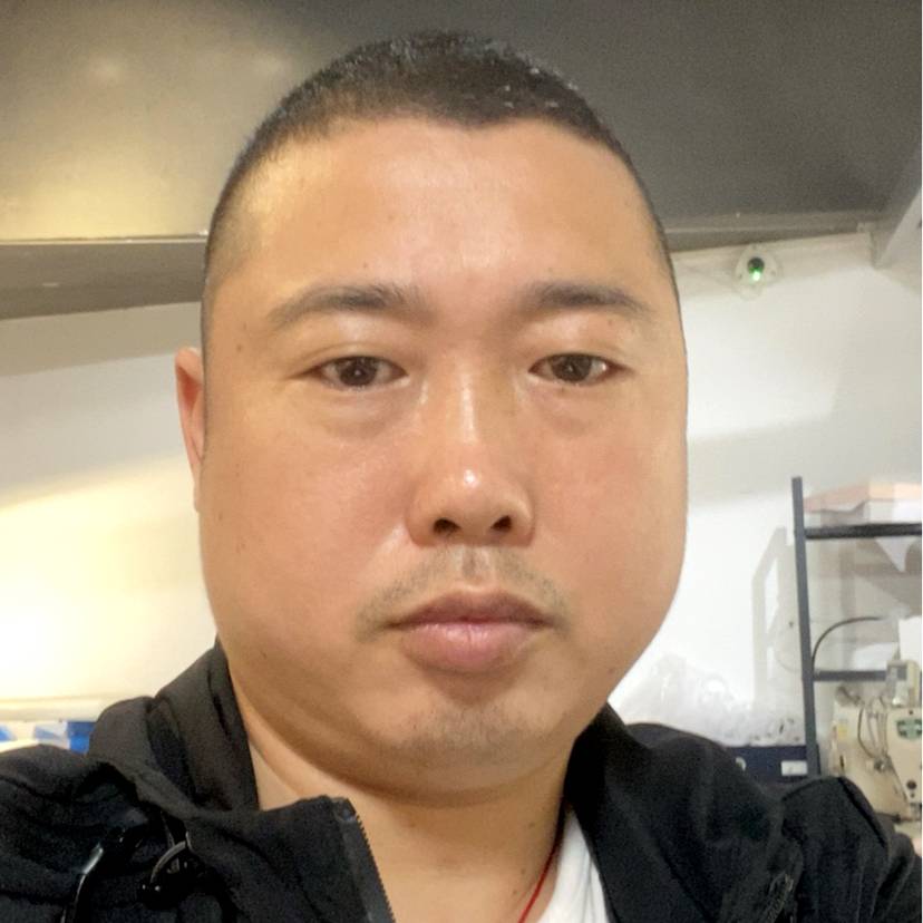 春华蹁跹爱笑的照片