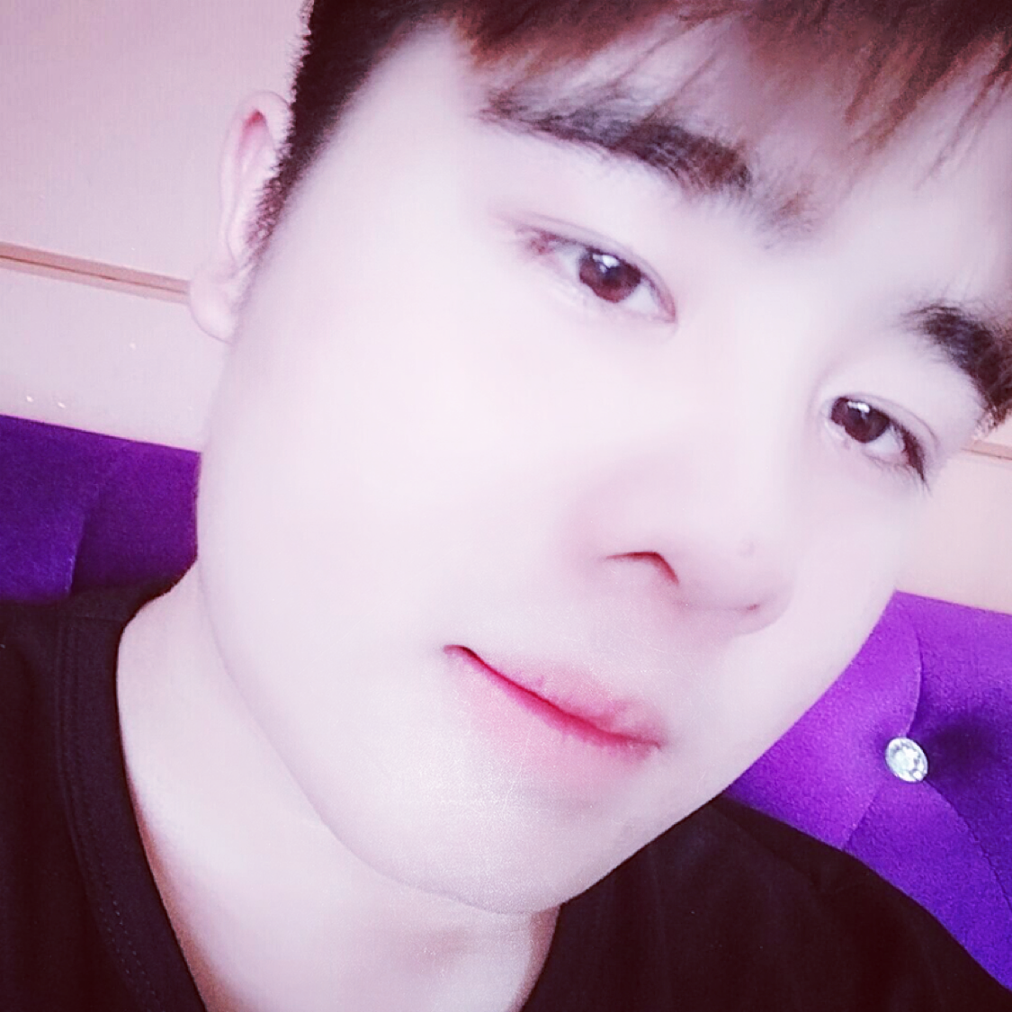 画板倾心单身的照片