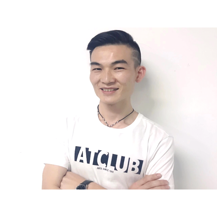 慈祥深拥梦影的照片