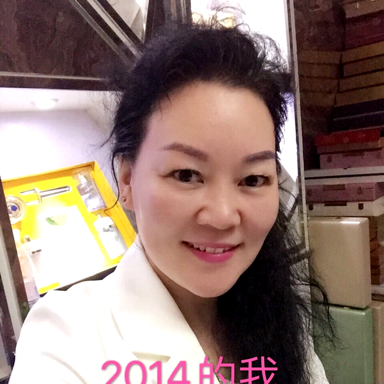 朋友闻感动的照片