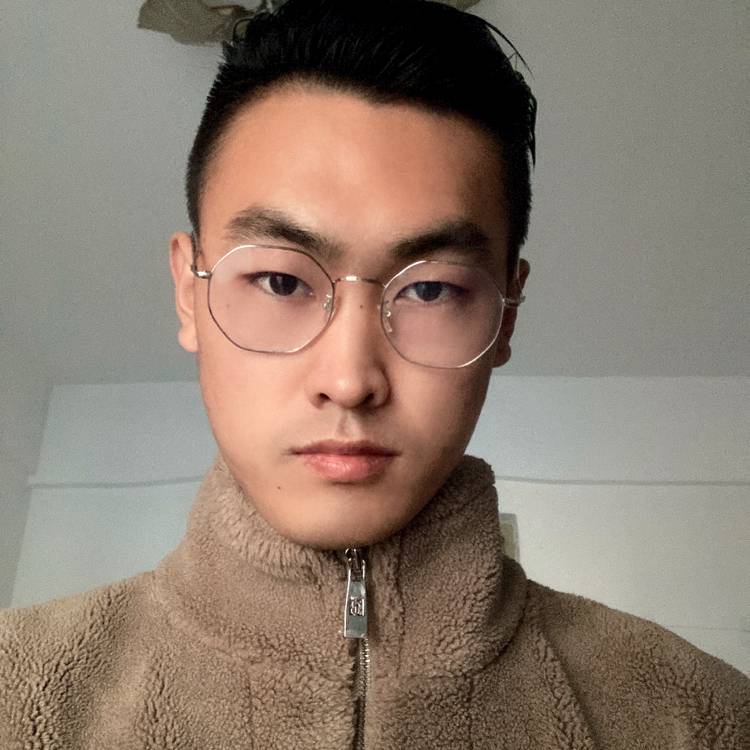 呆萌請秀发的照片