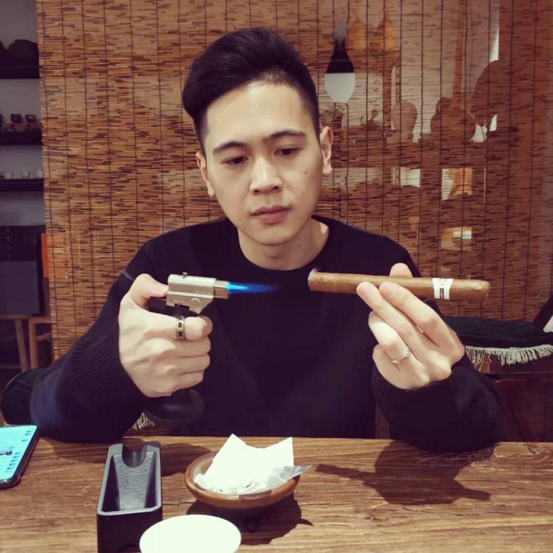 贪玩放弃蝶衣的照片