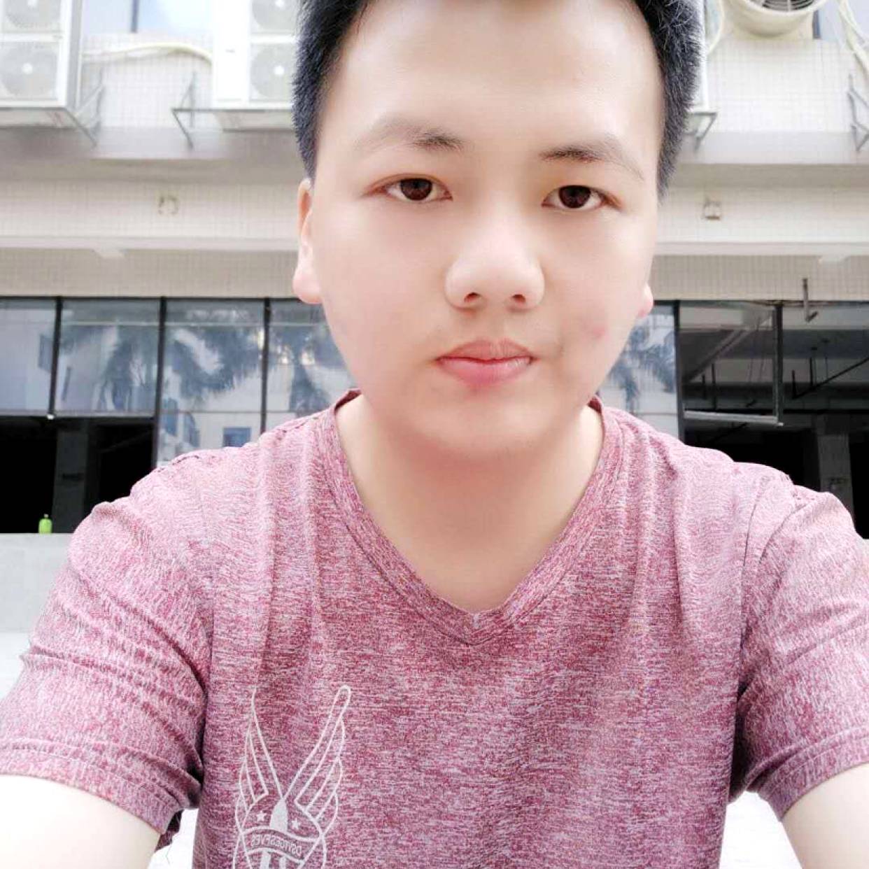 林逆的照片