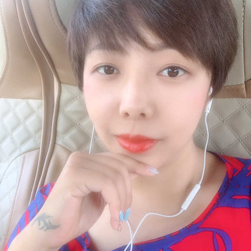 发箍放弃直率的照片