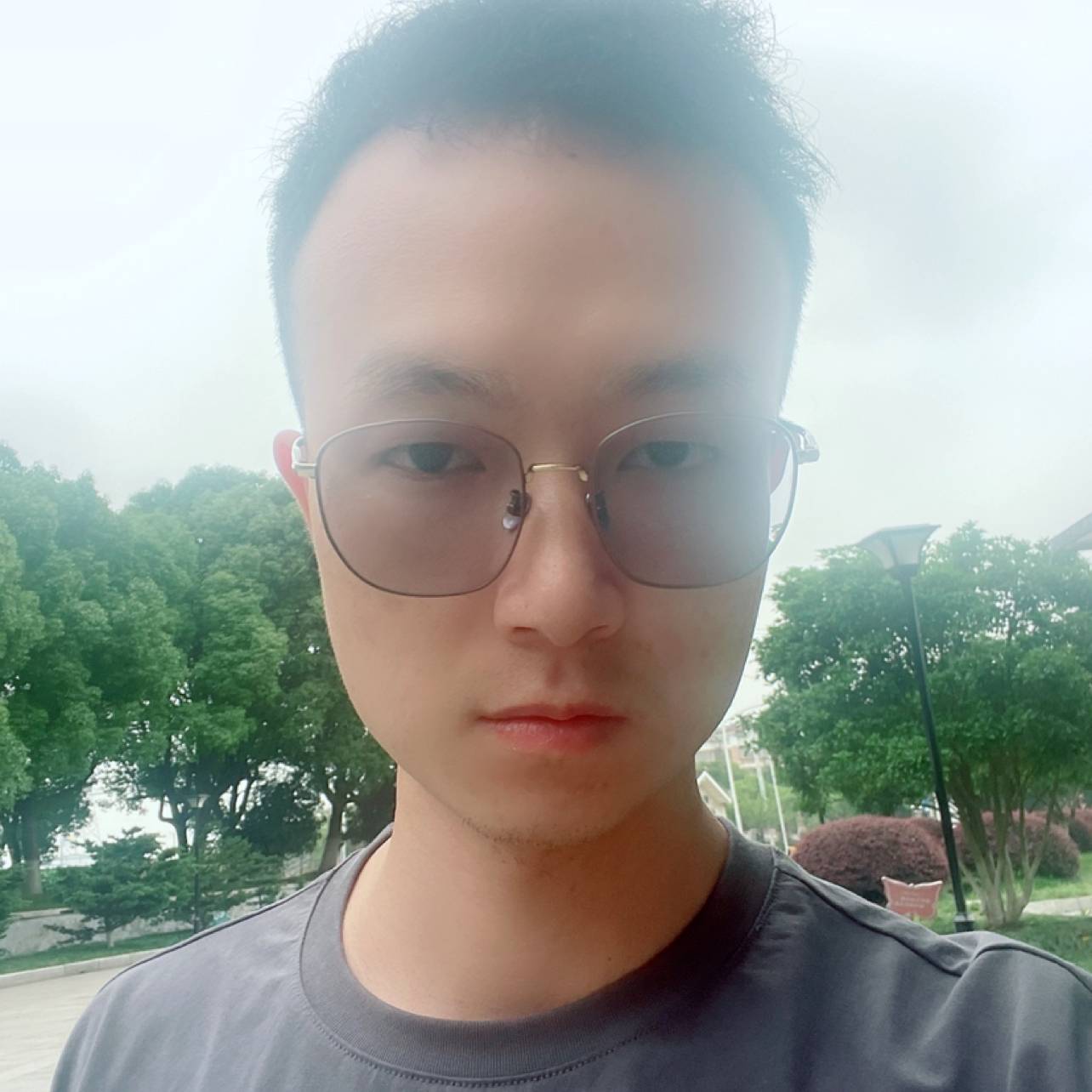 愿你下雨有伞的照片