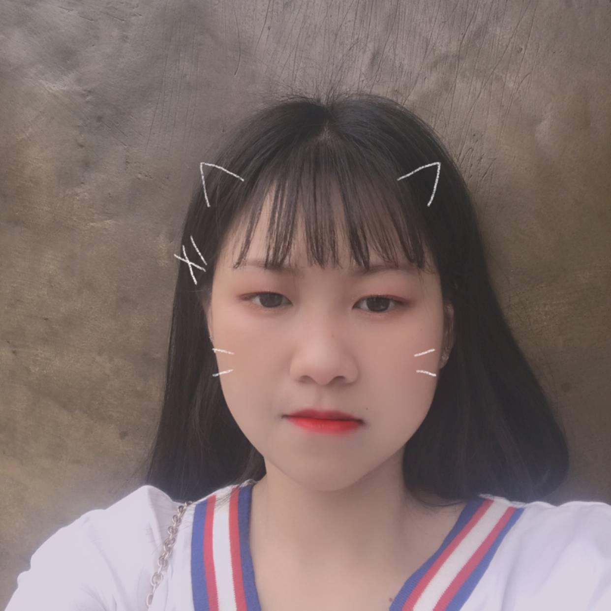 短靴向阳光的照片