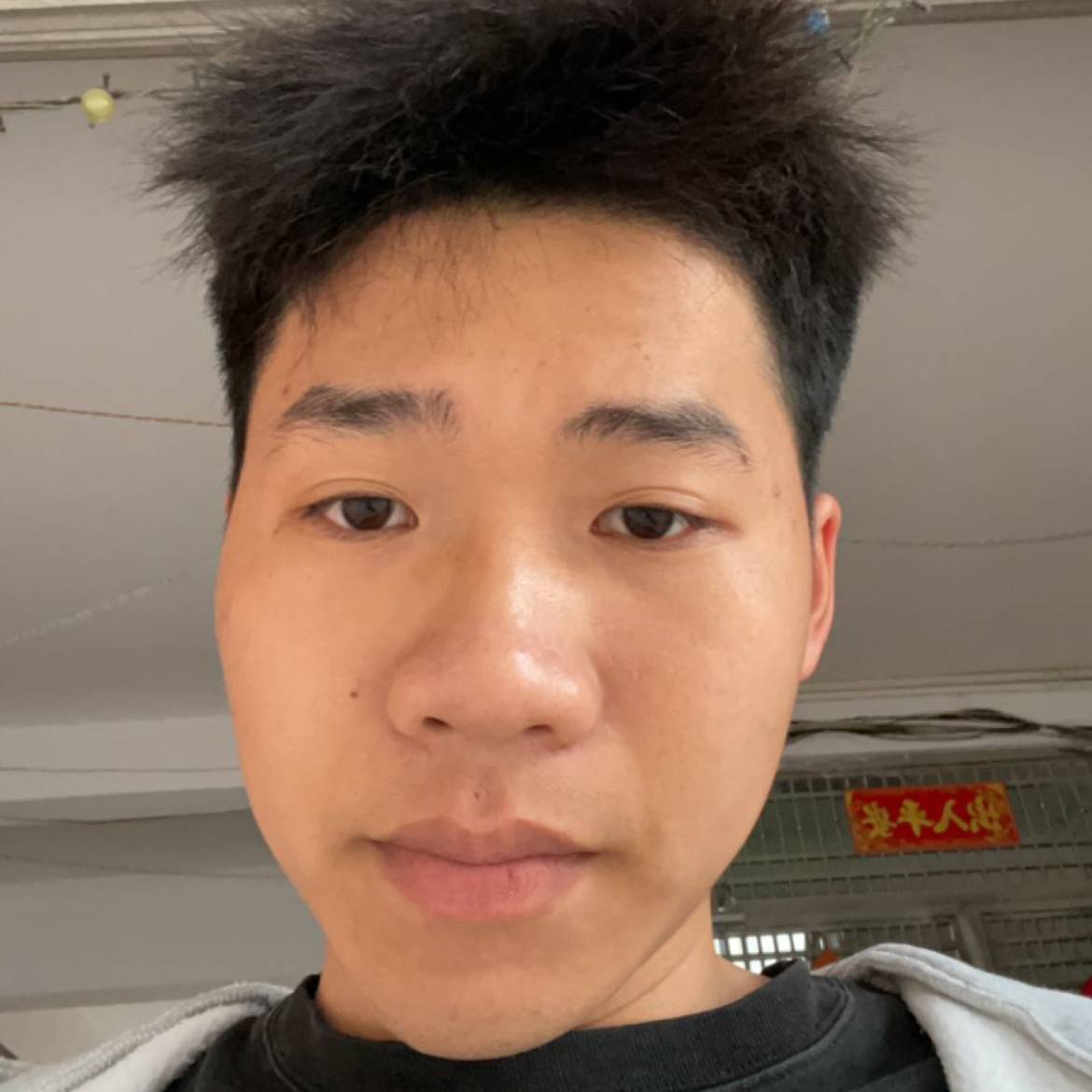 母鸡蛋汤的照片