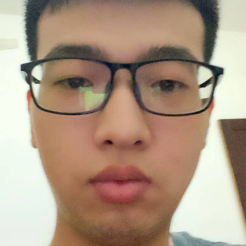 贤惠深拥小虾米的照片